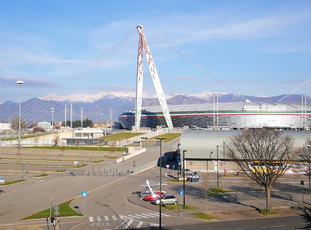 Allianz Stadium di Torino visto dall'esterno