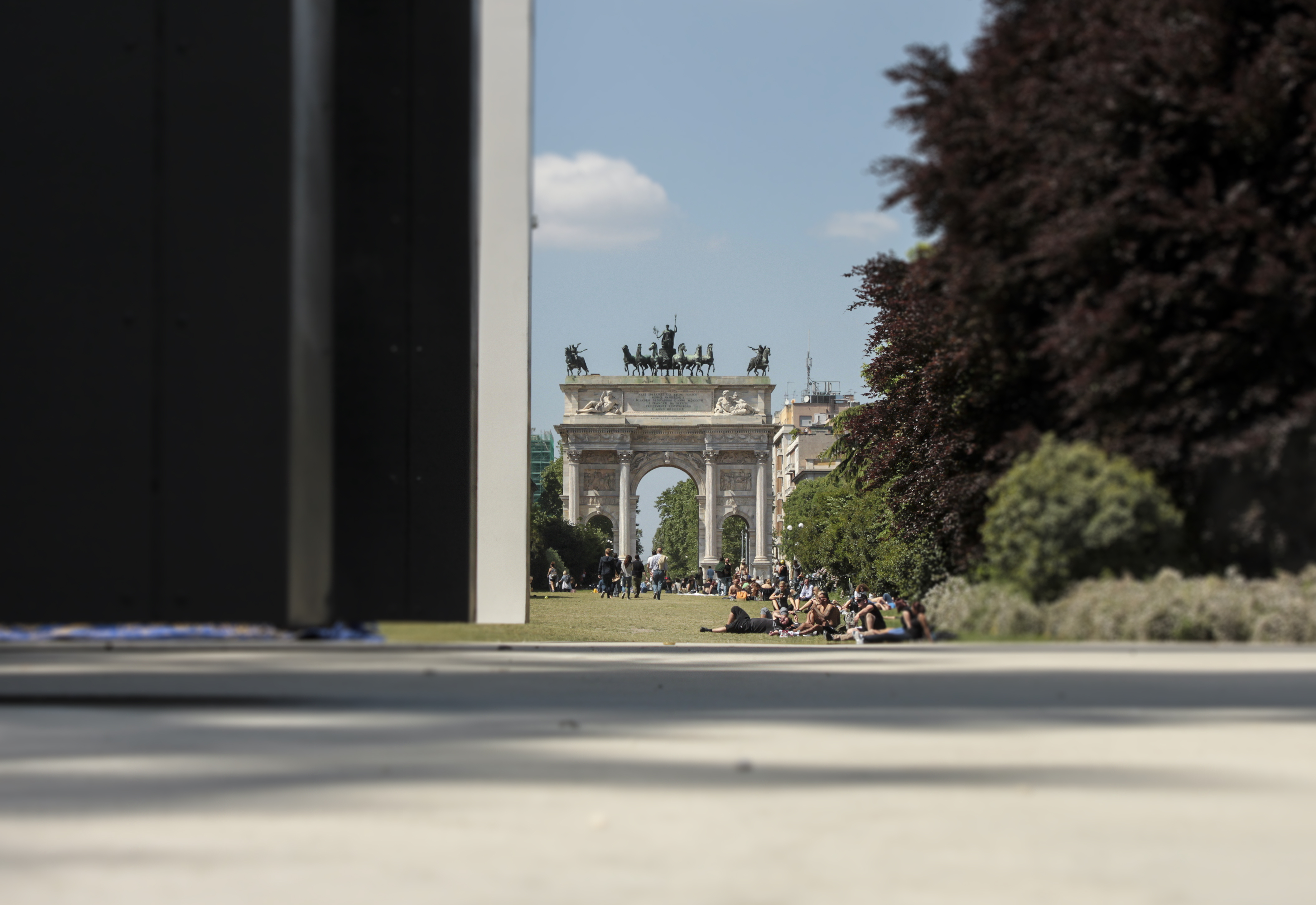 Arco della Pace visto da Parco Sempione a Milano