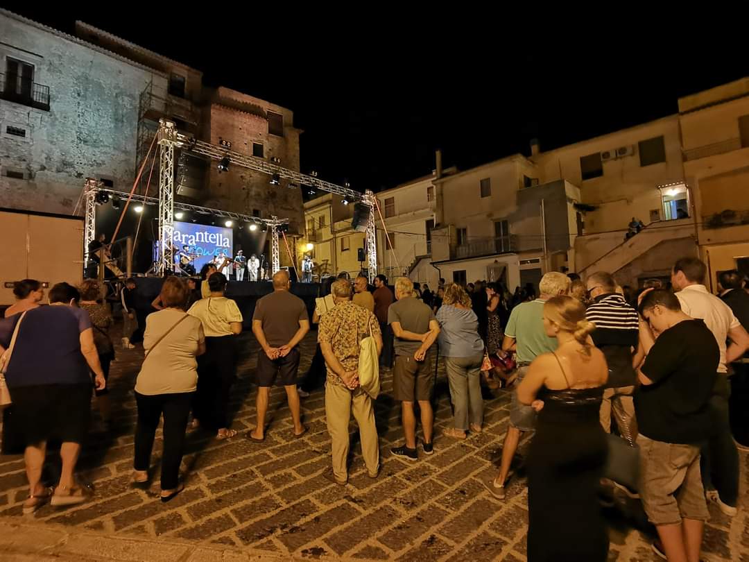 Concerto di musica popolare calabrese durante Tarantella Power