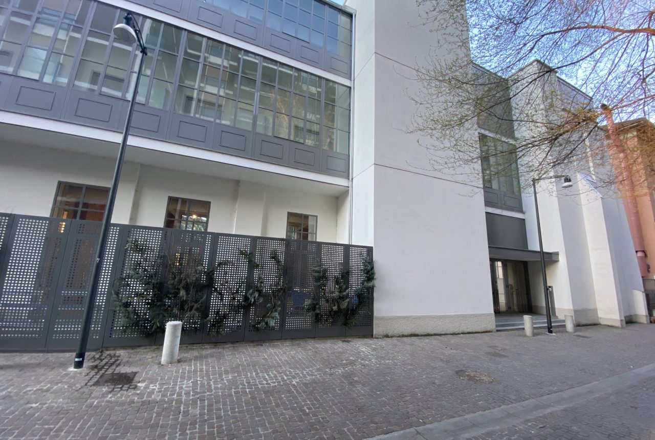 Esterno della Casa degli Artisti a Milano
