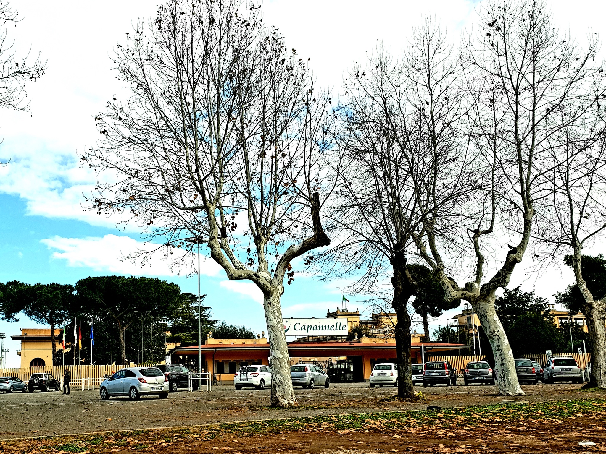 Ingresso dell'Ippodromo delle Capannelle a Roma
