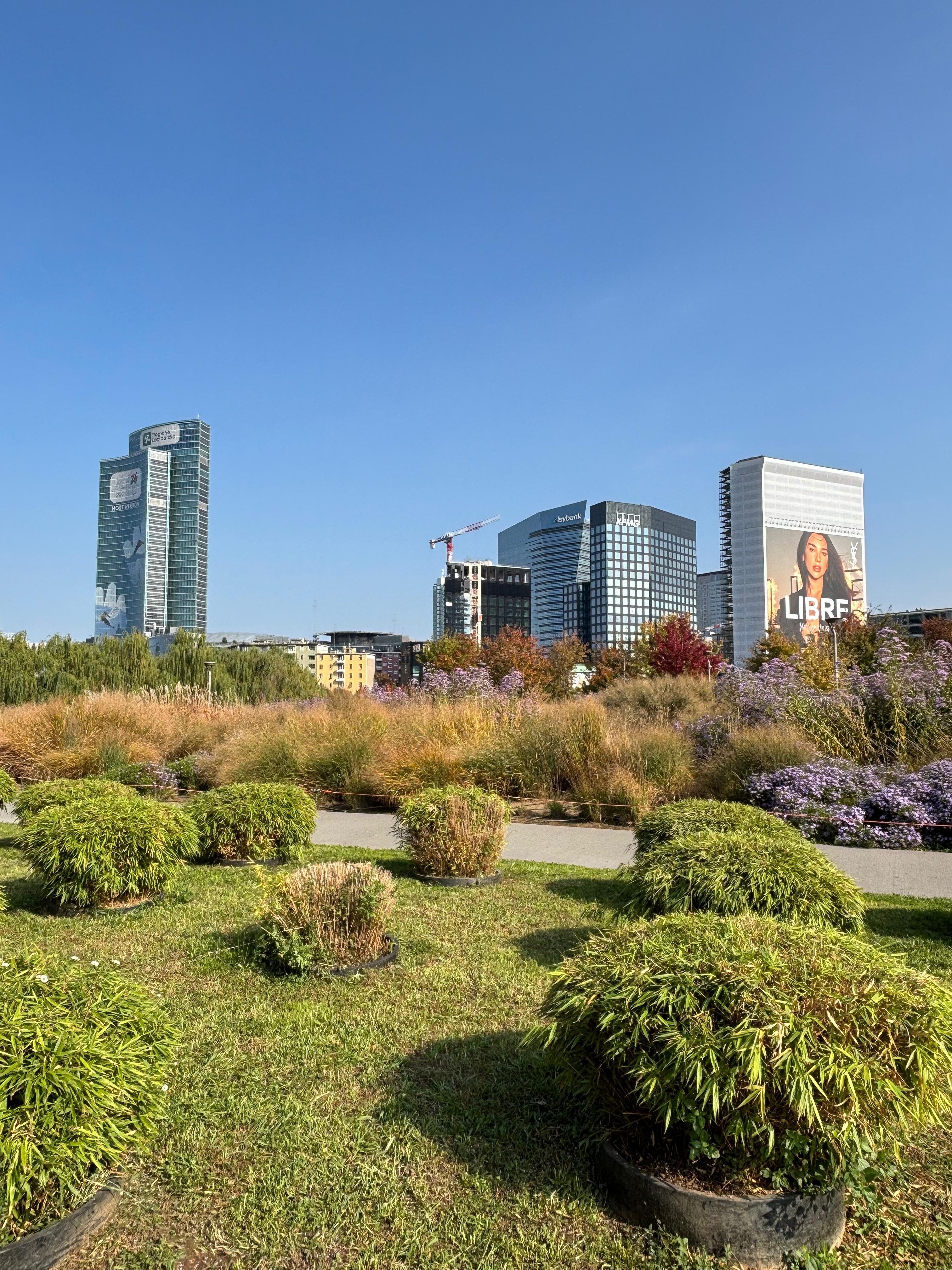 Parco Biblioteca degli Alberi e Porta Nuova a Milano