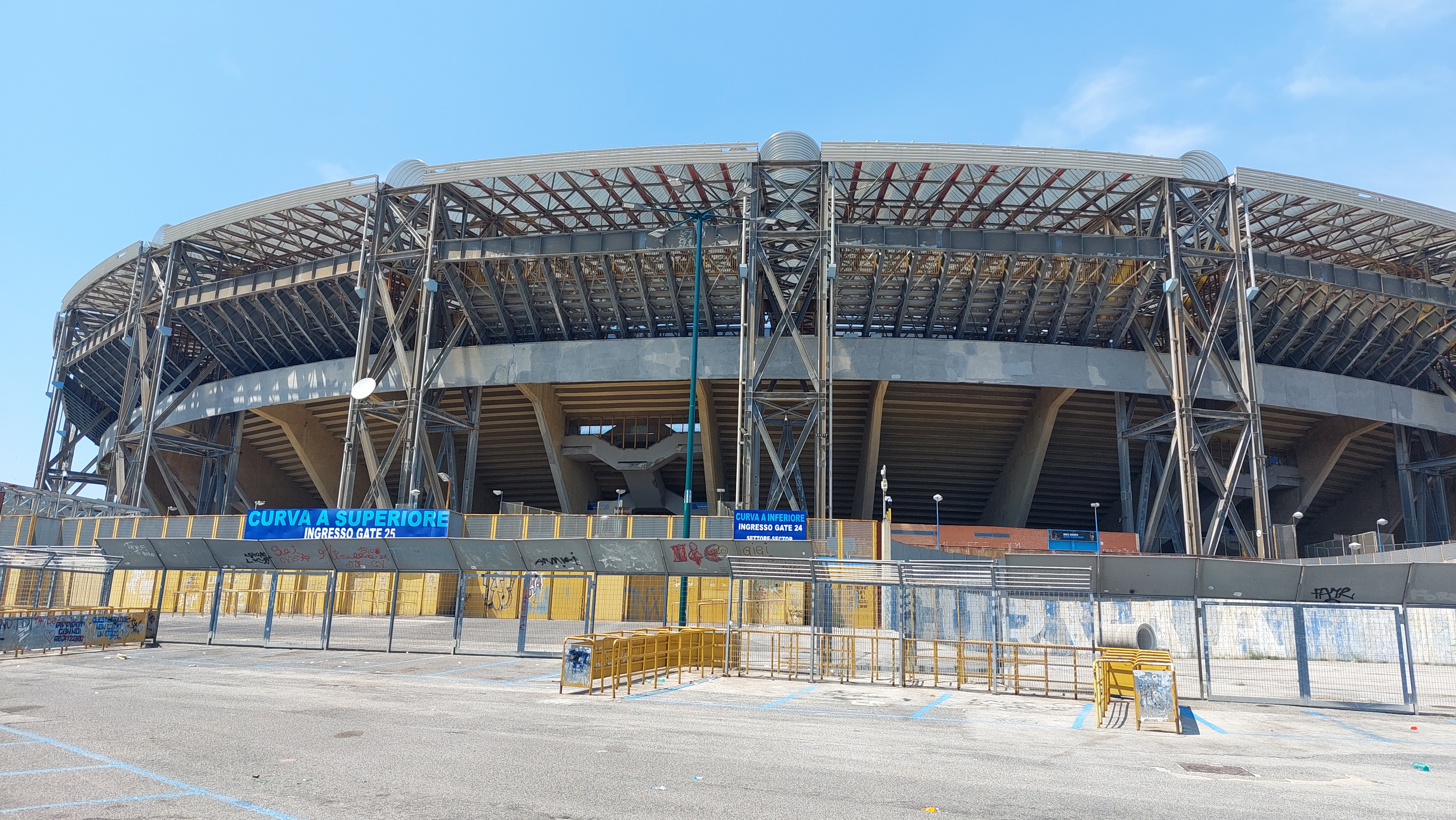 Interno dello Stadio Diego Armando Maradona di Napoli