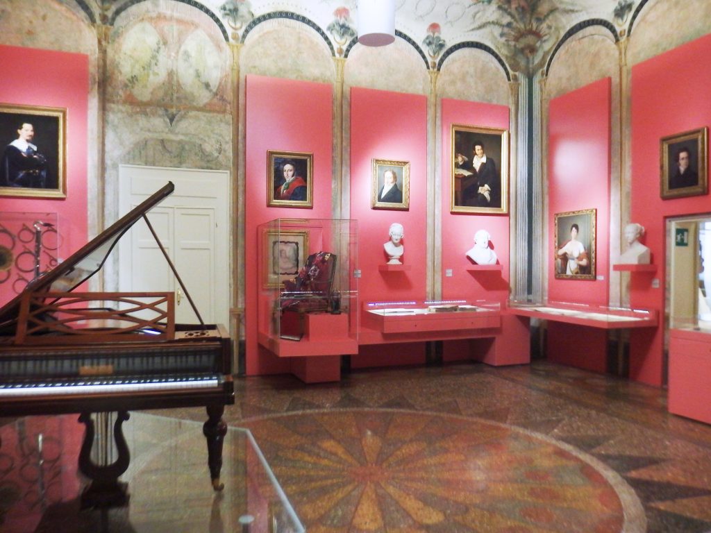 Interno del Museo internazionale e biblioteca della musica di Bologna.