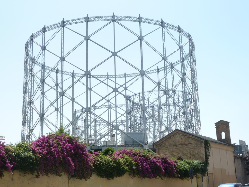 Gazometro in via Ostiense a Roma