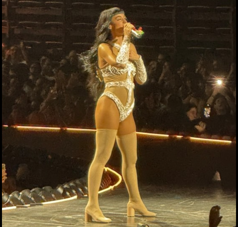 Katy Perry durante un concerto del Lifetimes Tour nel 2025
