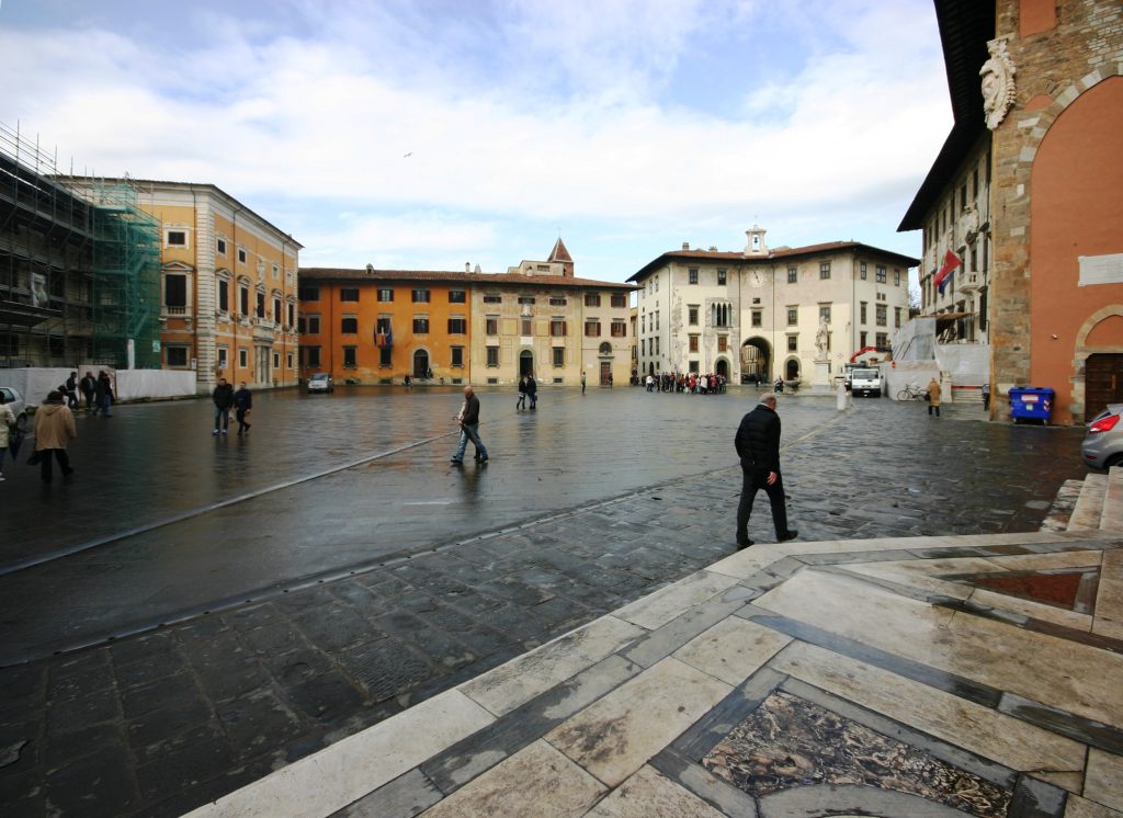 Piazza dei Cavalieri a Pisa