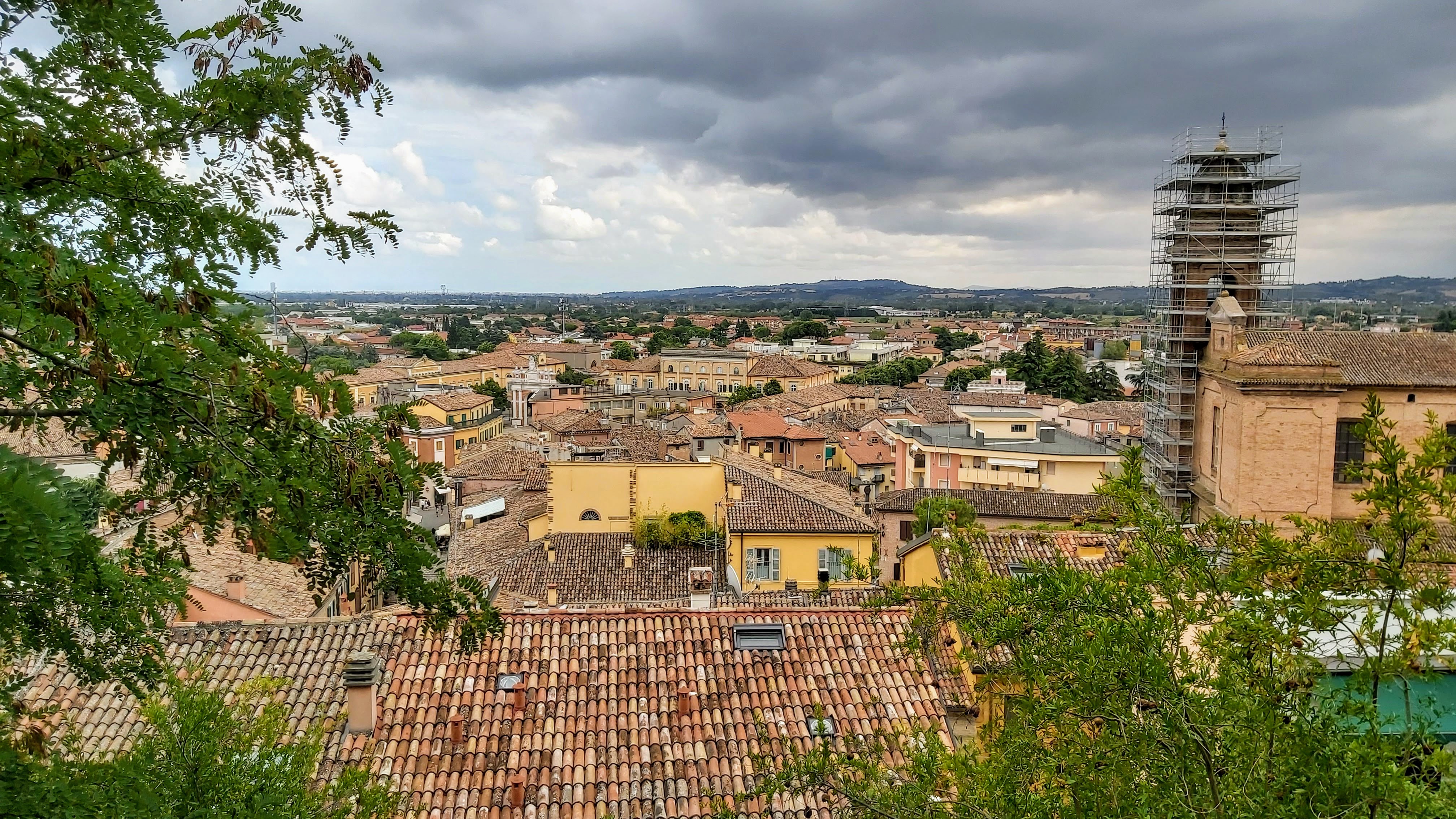 Veduta dal borgo medievale di Santarcangelo di Romagna