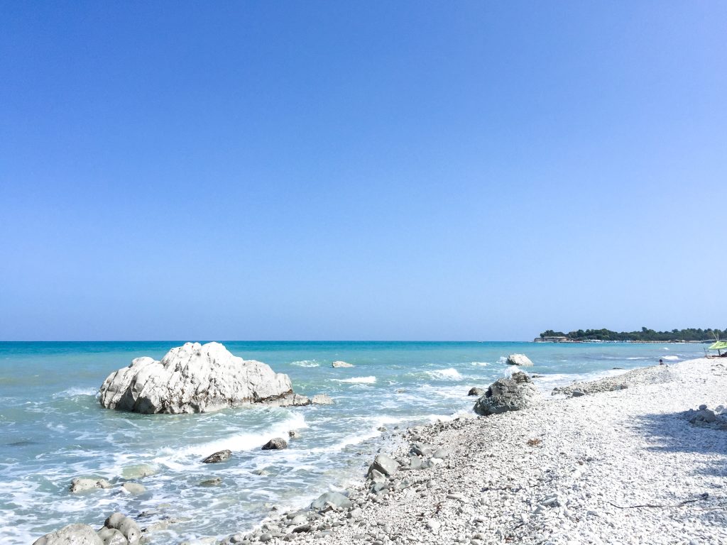 Spiaggia di Numana nella Riviera del Conero