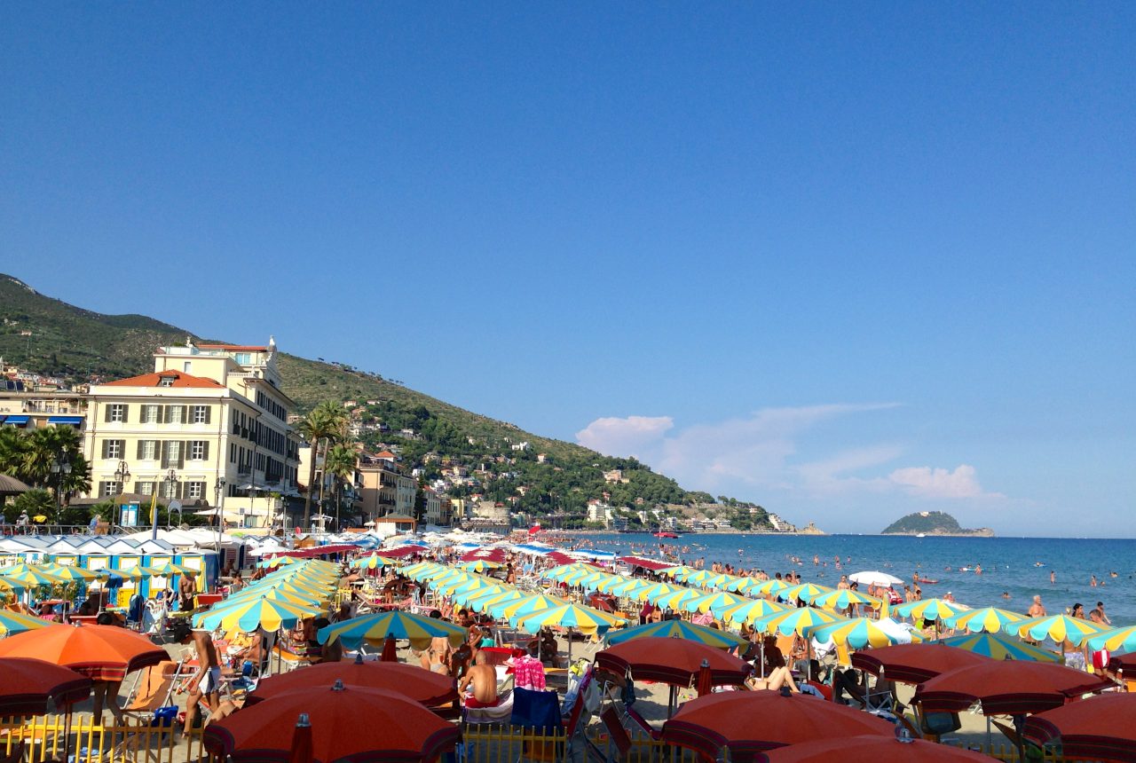 Spiaggia di Alassio vista dal lungomare