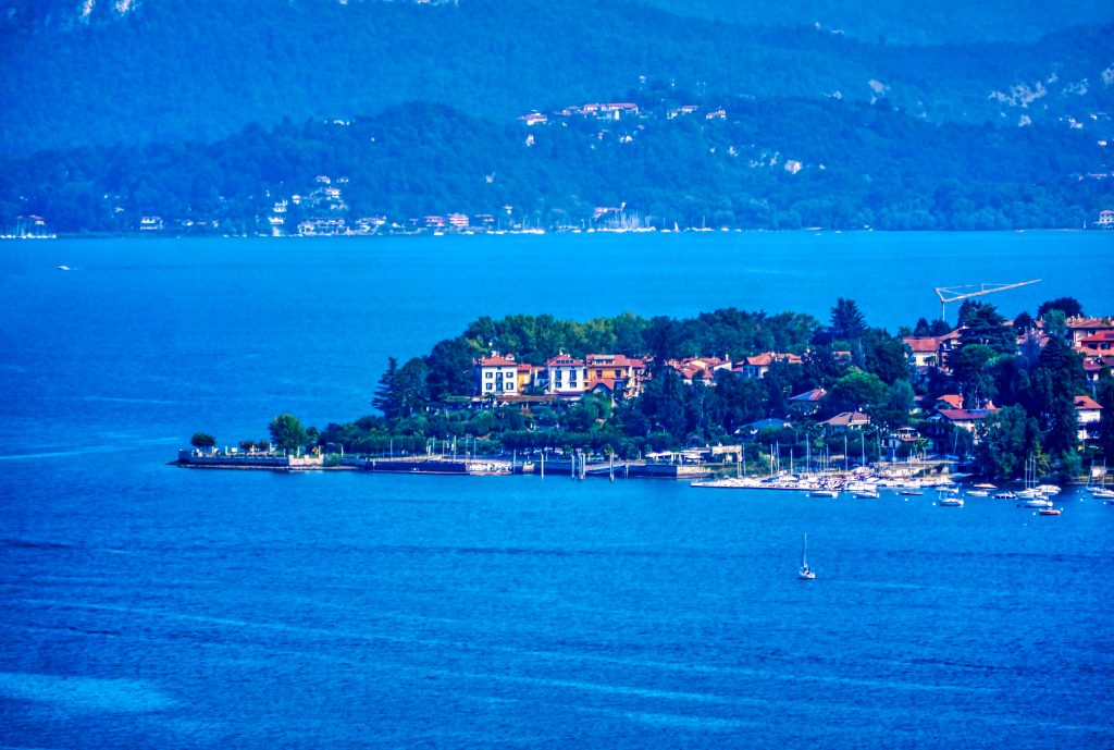 Vista sul Lago Maggiore da Arona