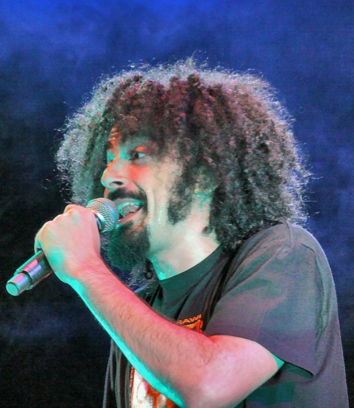 Caparezza in una foto Wikimedia del 2008