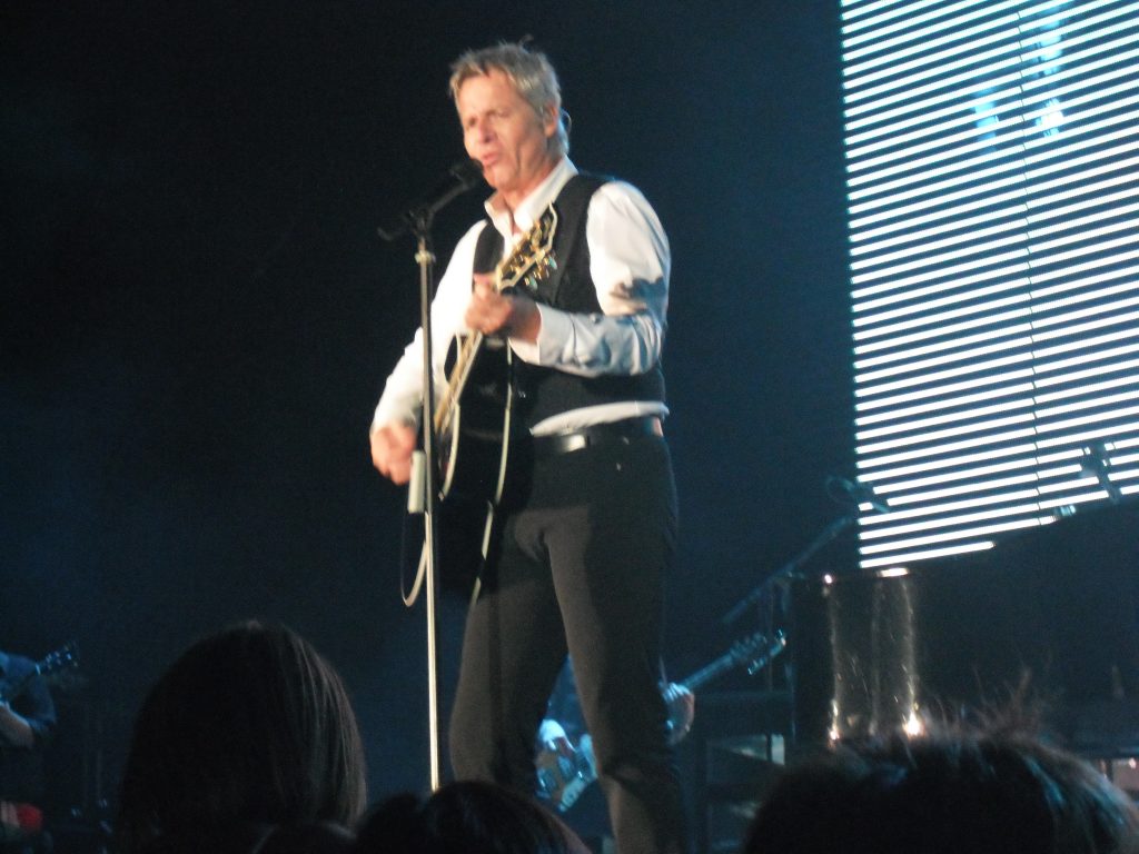 Claudio Baglioni in concerto ad Assago nel 2008
