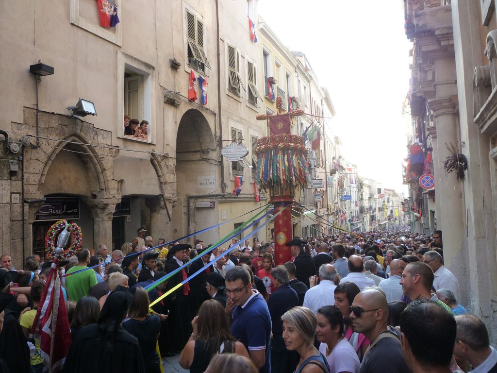 Portatori durante la Faradda dei Candelieri a Sassari