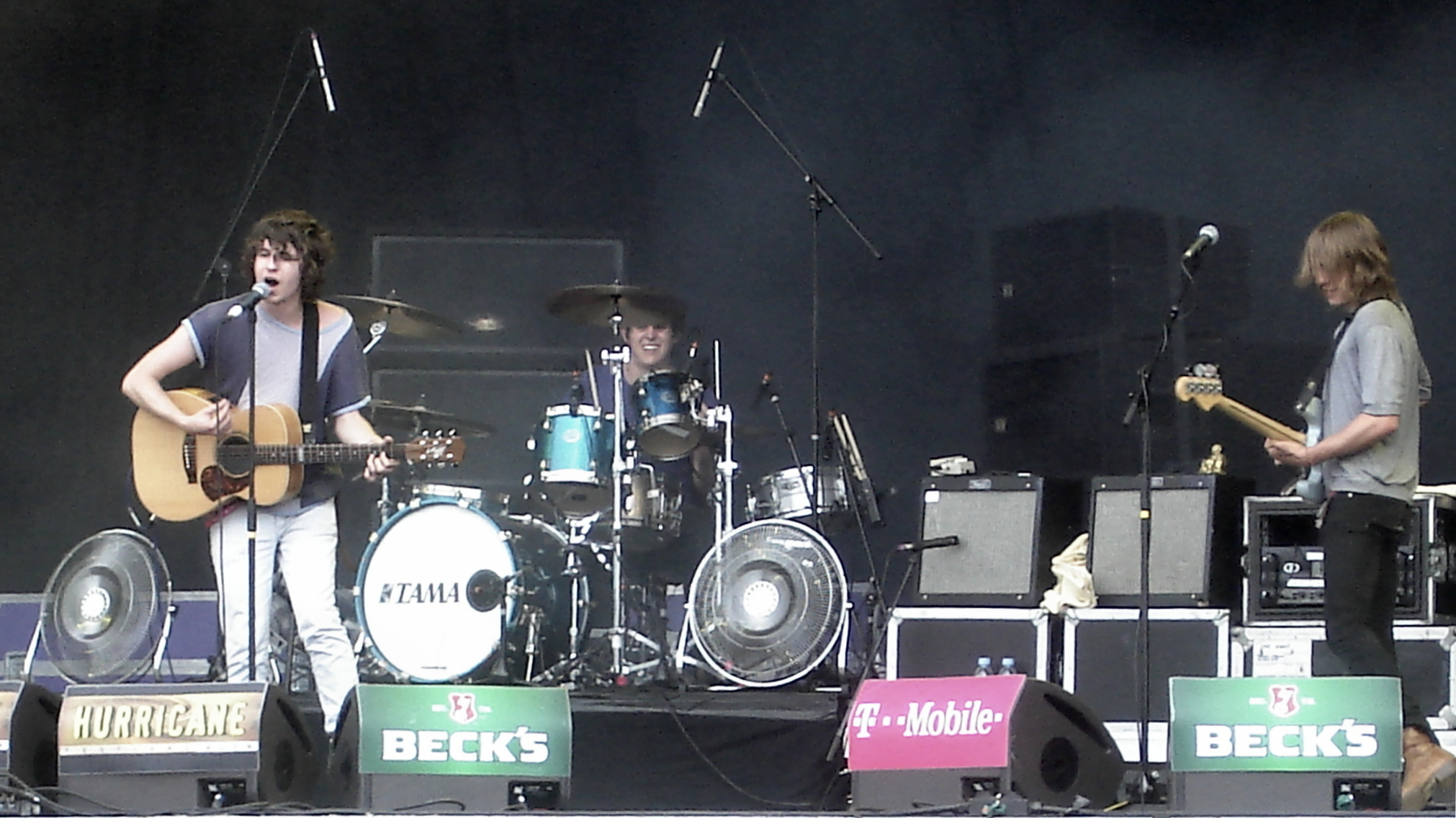 The Kooks sul palco dell Hurricane Festival nel 2006