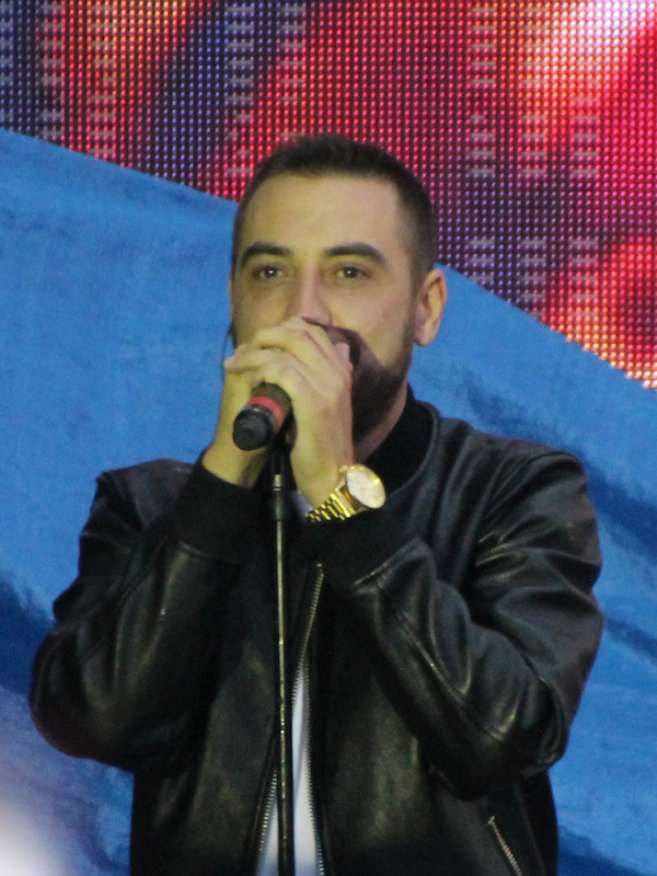 Coez dal vivo sul palco