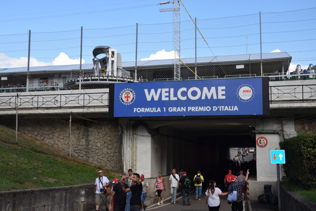 Tribune e pista dell Autodromo Nazionale Monza