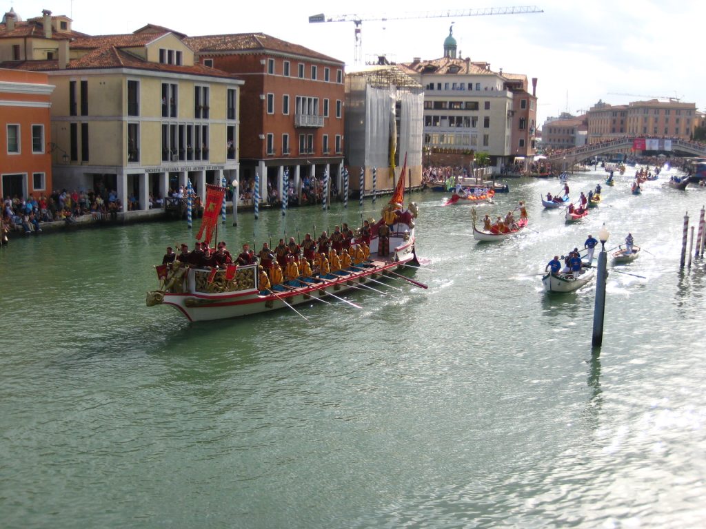 Corteo storico della Regata Storica di Venezia sul Canal Grande
