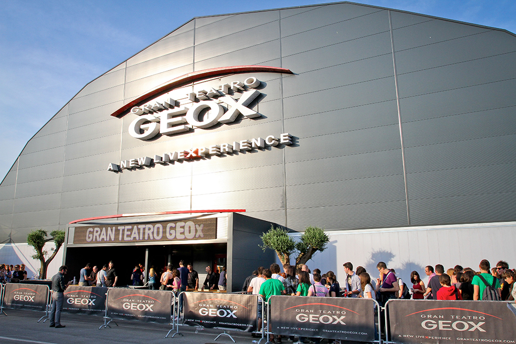 Facciata del Gran Teatro Geox di Padova