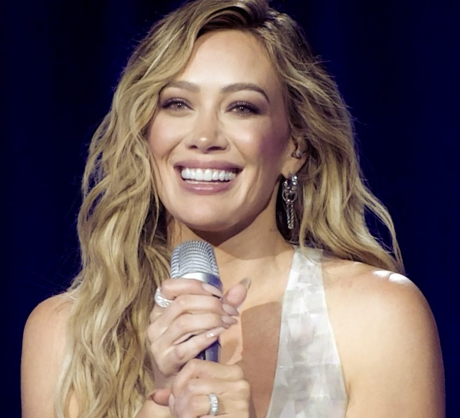 Hilary Duff sul palco nel 2026