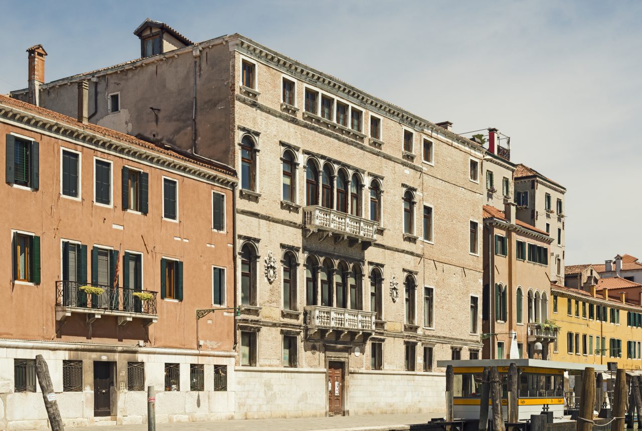 Palazzo Nani a Venezia visto dal canale di Cannaregio