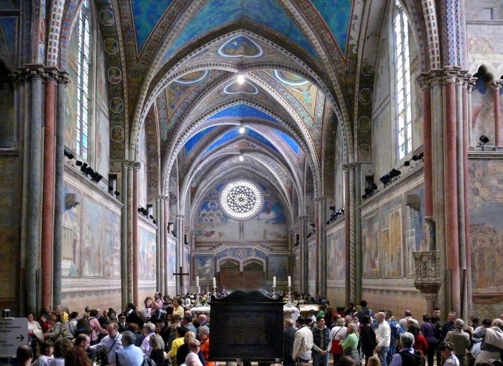 Navata della Basilica di San Francesco ad Assisi